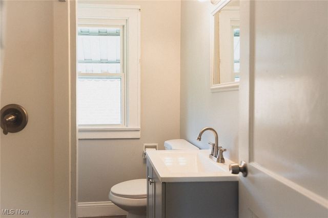 1560 Wakefield Avenue, Youngstown, OH 44514