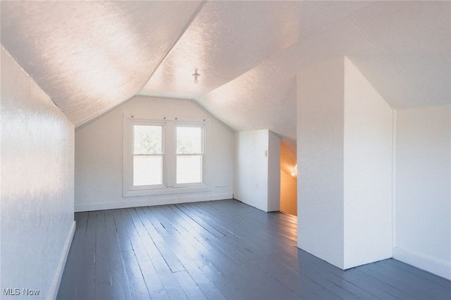 1560 Wakefield Avenue, Youngstown, OH 44514