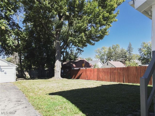 1560 Wakefield Avenue, Youngstown, OH 44514