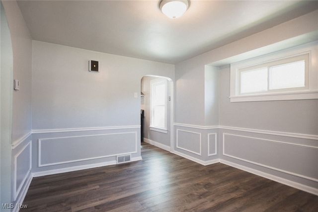 1560 Wakefield Avenue, Youngstown, OH 44514