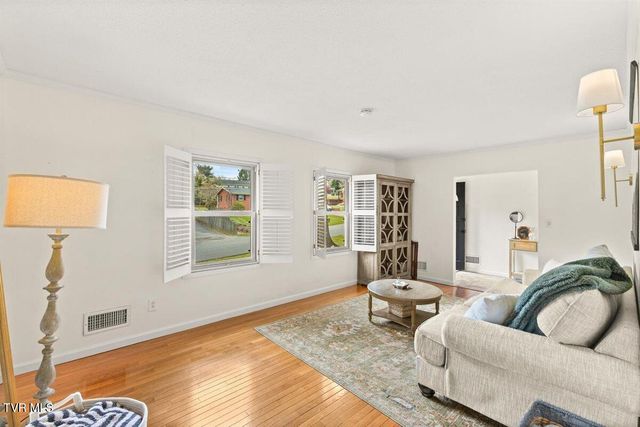 1405 Woodmont Drive, Johnson City, TN 37601