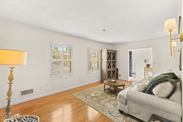 1405 Woodmont Drive, Johnson City, TN 37601