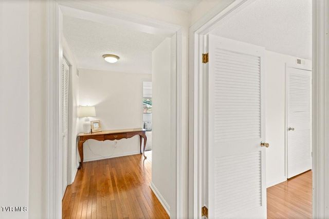 1405 Woodmont Drive, Johnson City, TN 37601