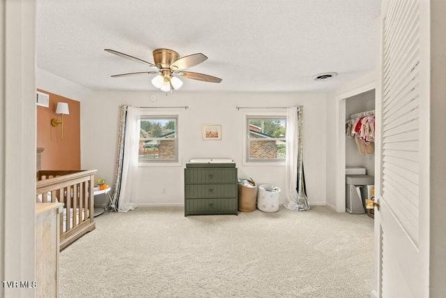1405 Woodmont Drive, Johnson City, TN 37601