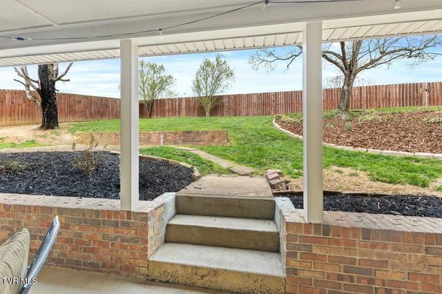 1405 Woodmont Drive, Johnson City, TN 37601