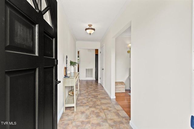 1405 Woodmont Drive, Johnson City, TN 37601