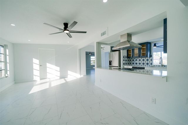 217 W TARPON BOULEVARD NW, Port Charlotte, FL 33952