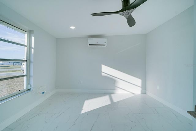 217 W TARPON BOULEVARD NW, Port Charlotte, FL 33952