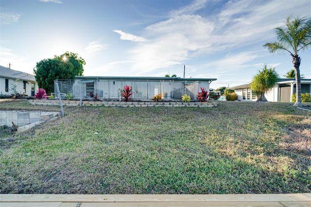 217 W TARPON BOULEVARD NW, Port Charlotte, FL 33952