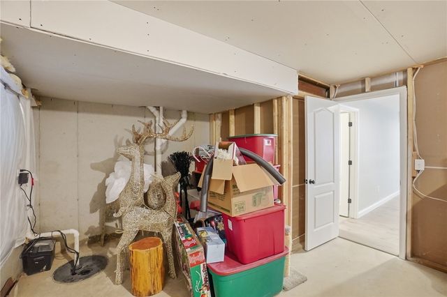 2731 Bent Grass Drive, Beavercreek, OH 45431