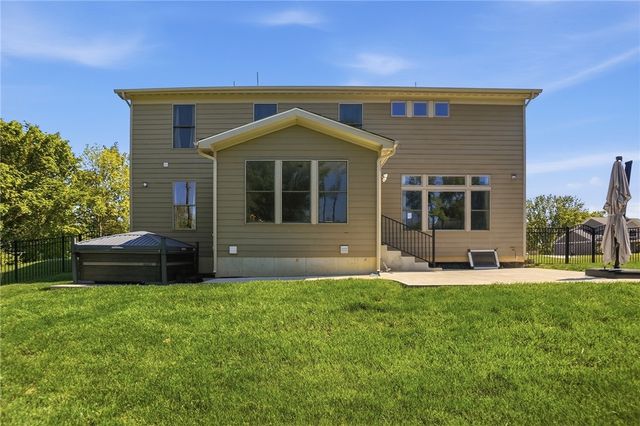 2731 Bent Grass Drive, Beavercreek, OH 45431