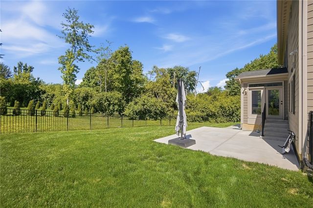 2731 Bent Grass Drive, Beavercreek, OH 45431