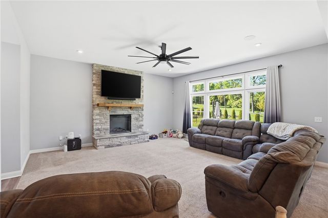 2731 Bent Grass Drive, Beavercreek, OH 45431