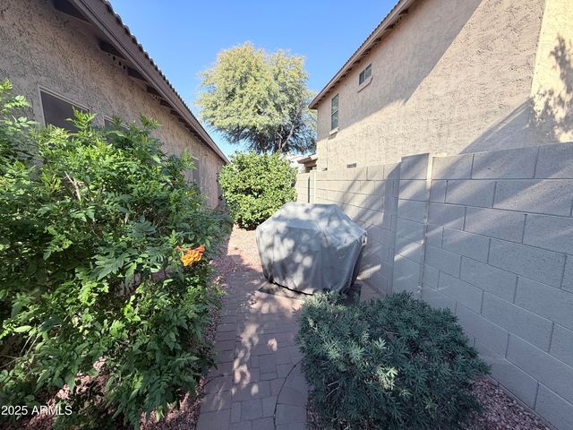 16549 W Rowel Road, Surprise, AZ 85387