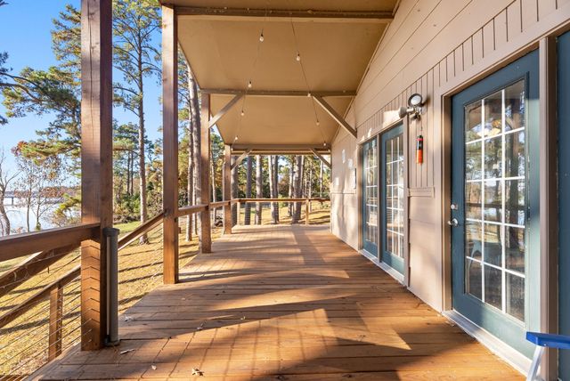 3096 Renee Drive, Chandler, TX 75758