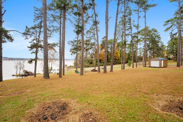 3096 Renee Drive, Chandler, TX 75758