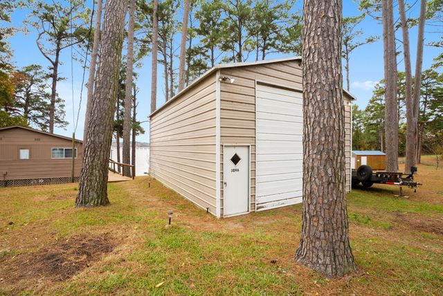 3096 Renee Drive, Chandler, TX 75758