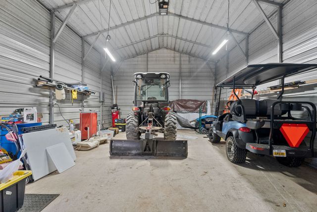 3096 Renee Drive, Chandler, TX 75758