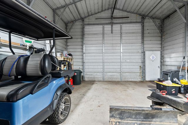 3096 Renee Drive, Chandler, TX 75758