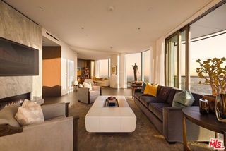 211 W Elm Court 28A, Los Angeles, CA 90067