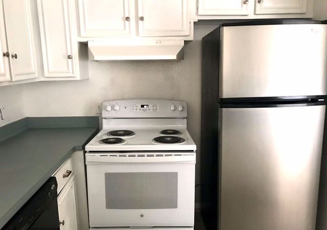 921 Wax Myrtle Lane, Houston, TX 77079