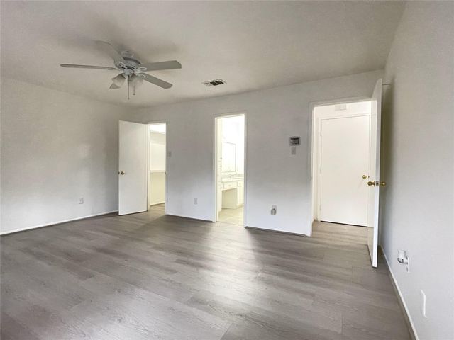 921 Wax Myrtle Lane, Houston, TX 77079