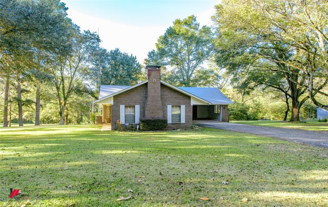 314 Dilly Road, Mooringsport, LA 71060