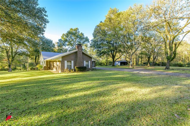 314 Dilly Road, Mooringsport, LA 71060