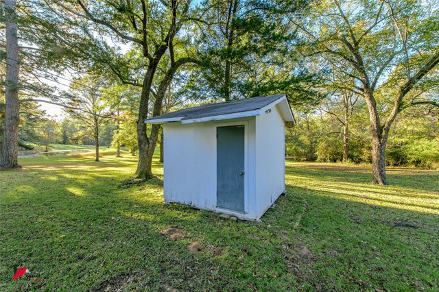 314 Dilly Road, Mooringsport, LA 71060