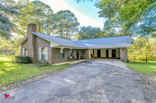 314 Dilly Road, Mooringsport, LA 71060