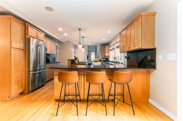 662 Rose Hill Road, South Kingstown, RI 02879