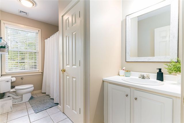 662 Rose Hill Road, South Kingstown, RI 02879