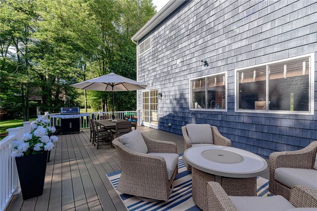 662 Rose Hill Road, South Kingstown, RI 02879