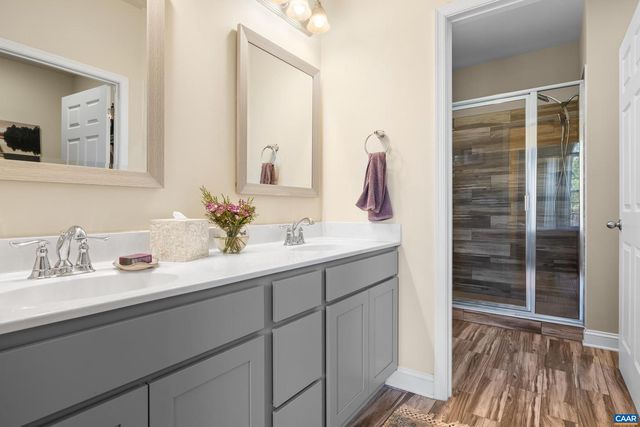 1340 ROUNDABOUT RD, Louisa, VA 23093