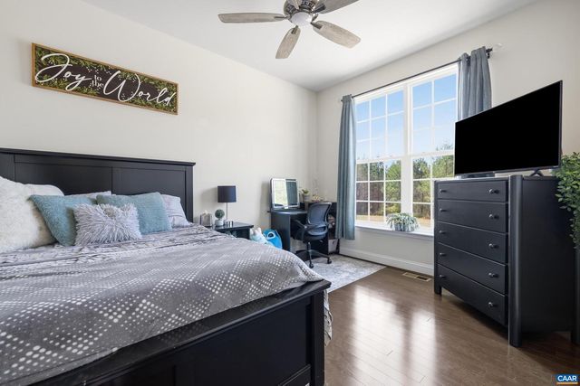 1340 ROUNDABOUT RD, Louisa, VA 23093