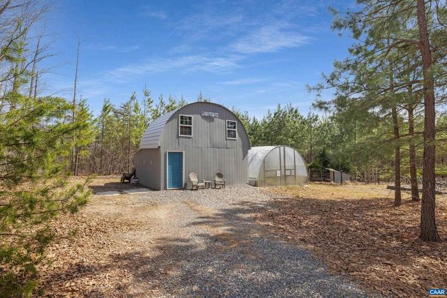 1340 ROUNDABOUT RD, Louisa, VA 23093