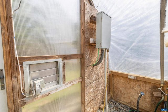 1340 ROUNDABOUT RD, Louisa, VA 23093