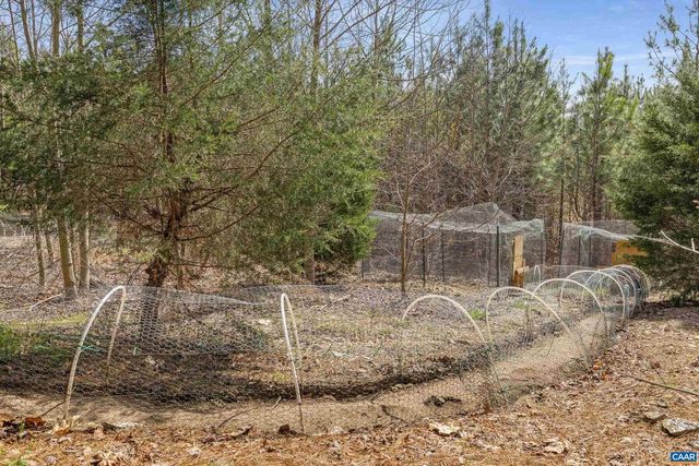 1340 ROUNDABOUT RD, Louisa, VA 23093