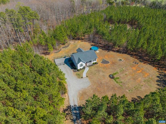 1340 ROUNDABOUT RD, Louisa, VA 23093