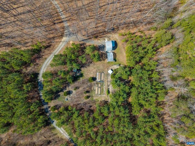 1340 ROUNDABOUT RD, Louisa, VA 23093