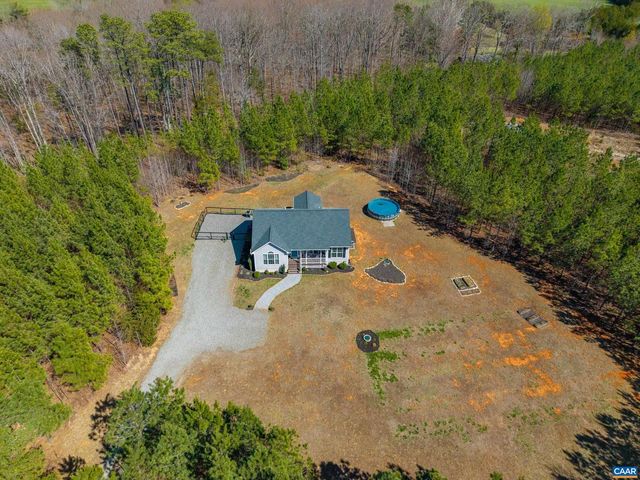 1340 ROUNDABOUT RD, Louisa, VA 23093