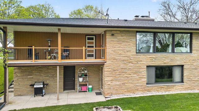 841 7th AVENUE, West Bend, WI 53095