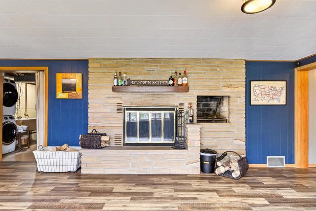 841 7th AVENUE, West Bend, WI 53095