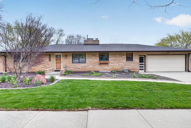 841 7th AVENUE, West Bend, WI 53095