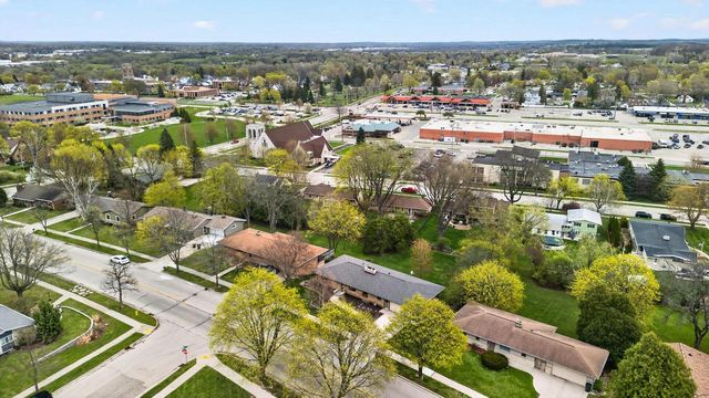 841 7th AVENUE, West Bend, WI 53095