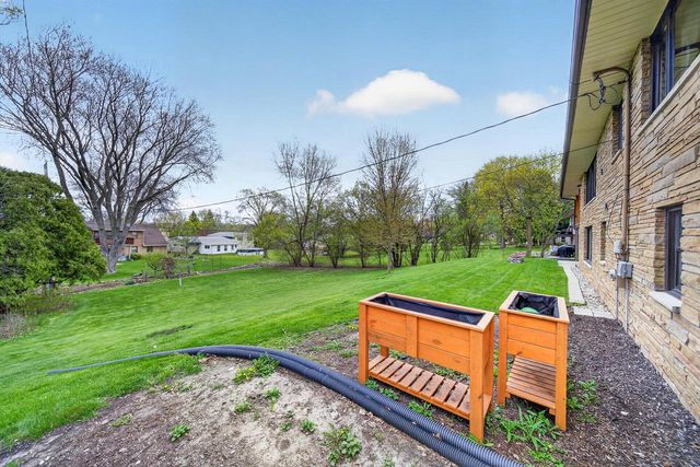 841 7th AVENUE, West Bend, WI 53095