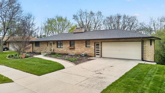 841 7th AVENUE, West Bend, WI 53095