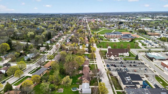 841 7th AVENUE, West Bend, WI 53095