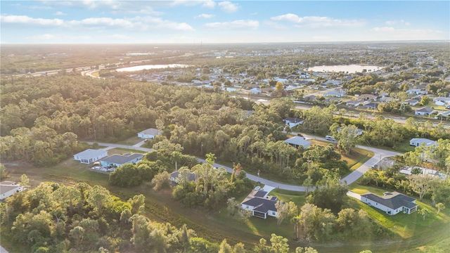 000 SAWYER CIRCLE, North Port, FL 34288