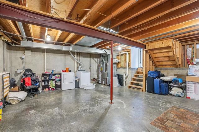 9735 NW 87th Terrace, Kansas City, MO 64153